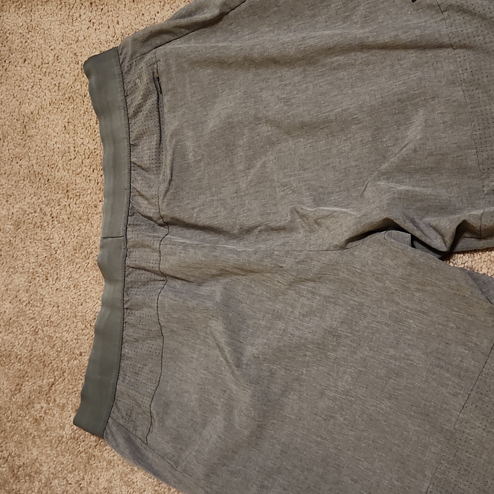 Russell athletic shorts, large, like new - Picture 4 of 10